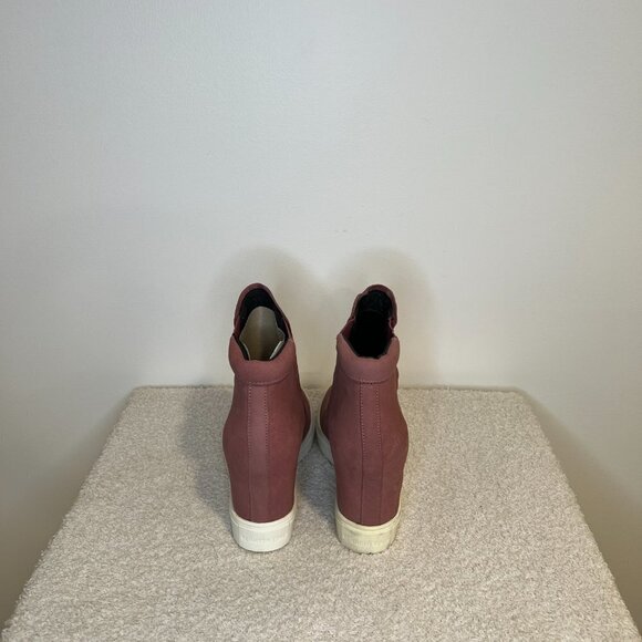 Kenneth Cole | Kam Wedge Sneaker | Pink - Picture 3 of 7